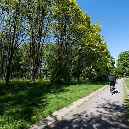 Pole Mokotowskie Stones By Bookinghost Lejlighed